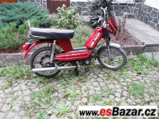 Prodám dvoumístný moped – fotografie 1