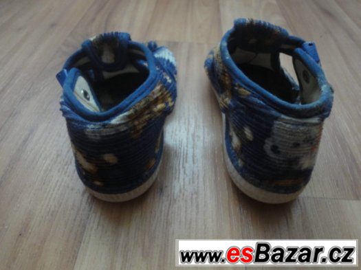 Dětské bačkůrky. Délka stélky cca 14cm. Dětské boty jsou pou – fotografie 4