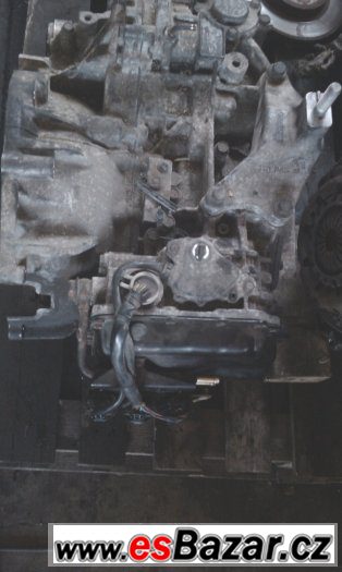 Prodam automat. prevodovku Ford Mondeo a naftove cerpadla Bo – fotografie 2
