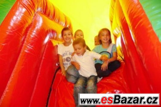Nafukovací atrakce "obří ponorka" – fotografie 3