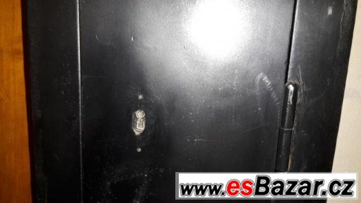 Trezor na 5 zbraně 1410x300x300mm – fotografie 3