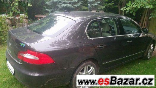 Škoda Superb - první majitel – fotografie 3