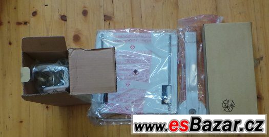 Nový držák monitoru – fotografie 1