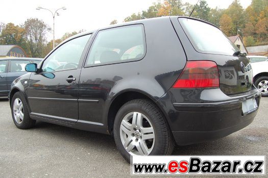 Volkswagen Golf 2.0 8V Highline – fotografie 2