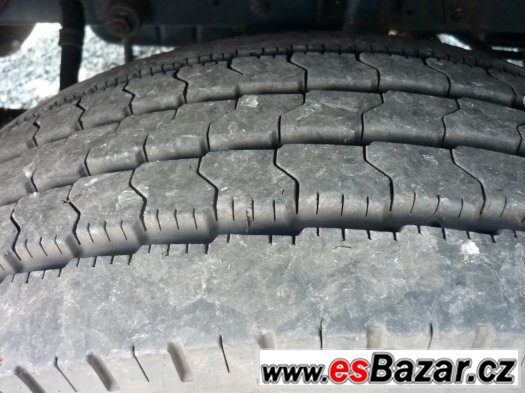 DAF LF 45.220  12 tun, valník s plachtou – fotografie 4