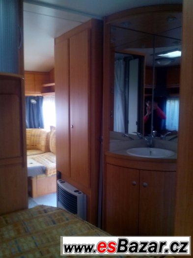 Obytný přívěs, karavan – fotografie 4