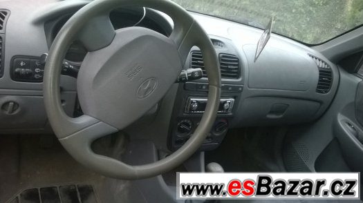 Hyundai Accent 1.3 63.3kW r.v. 2005 – fotografie 5