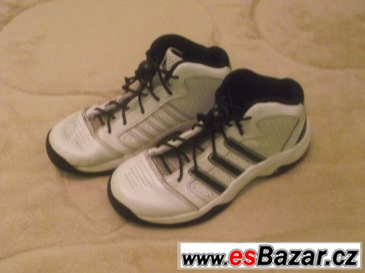 Nádherné boty na basketball - Adidas vel. 31,5 – fotografie 1