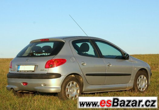 Peugeot 206 1.4HDi-50kw, 2005, klima, 6x airbag,nová STK – fotografie 4