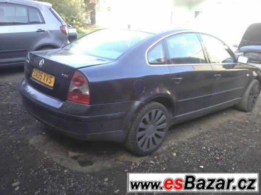 VW Passat 1.9 TDI 96 kw/130 k AWX sedan, černá met. – fotografie 3
