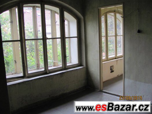 Stará rod. vila 11+2, před rekostr., Roztoky – fotografie 4