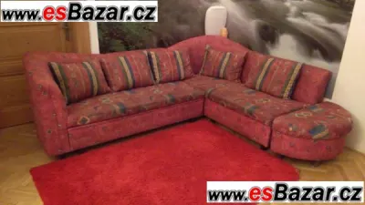 Prodám rohovou rozkládací sedací soupravu + taburet