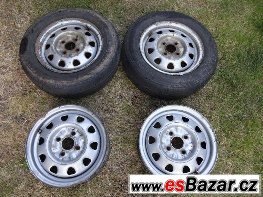 Plechové disky na felicii (kola 165/70 R13) – fotografie 1