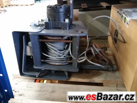 Prodám zánovní naviják na hydraulickou ruku – fotografie 1