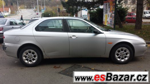 Alfa Romeo 156 2,4 JTD – fotografie 2