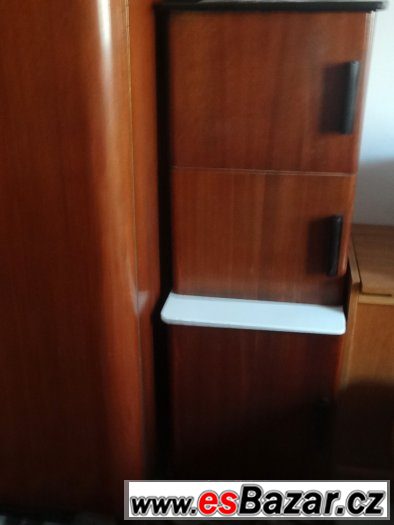 Sestava nábytku do ložnice – fotografie 2