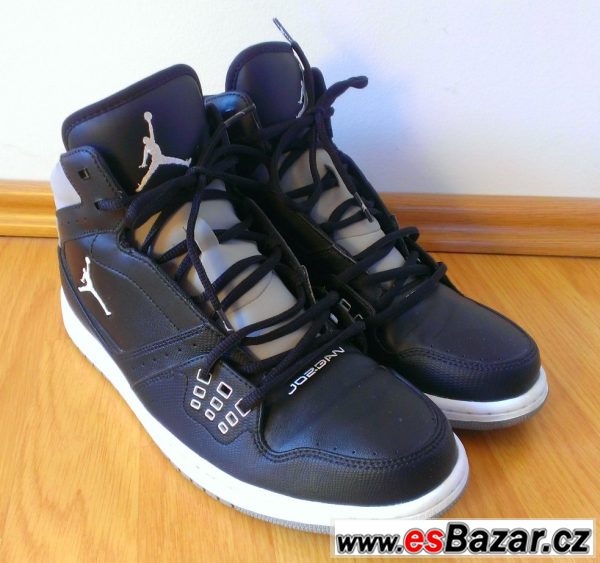 Jordan Flight 23 – fotografie 2