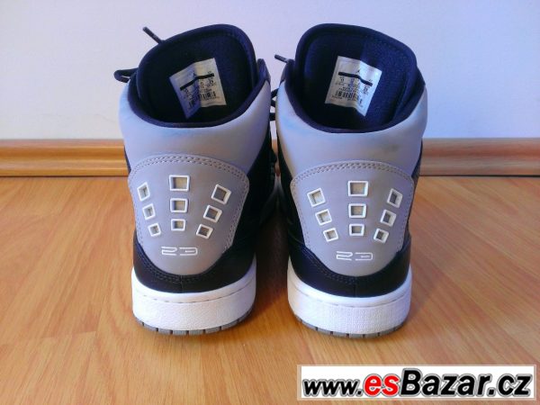 Jordan Flight 23 – fotografie 3