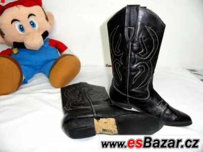 krásné kožené boty