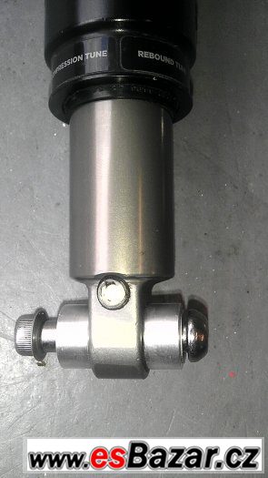 Tlumič FOX FLOAT R (2009) – fotografie 3