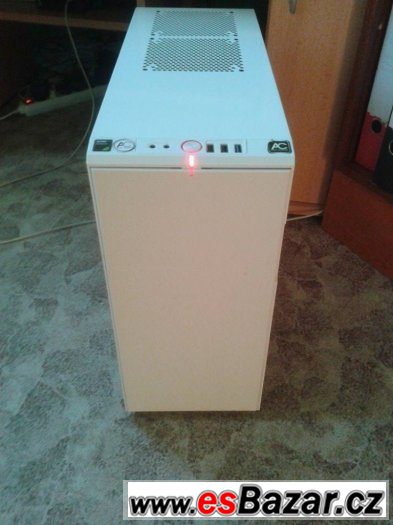 Herní PC + LED monitor + myš,klávesnice + volant – fotografie 1