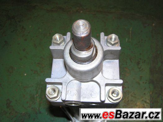 Hydraulický válec ( pístnice ) se zdvihem 250 mm – fotografie 2