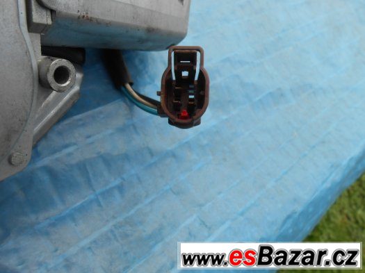 Prodám motorek zadního stěrače na Peugeot 106 – fotografie 3
