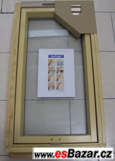 Střešní okno OPTILIGHT VB 55x98 – fotografie 1
