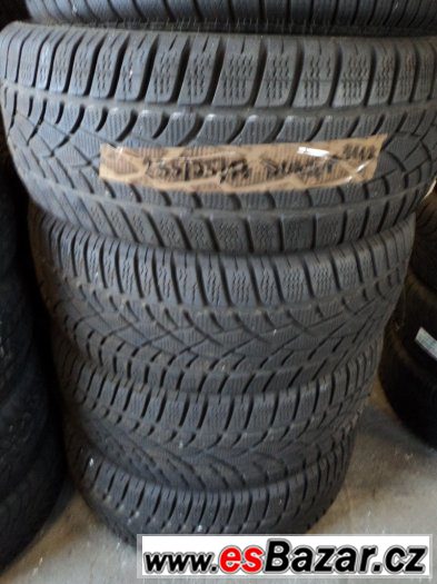 Zimní sada 235/55/17 Dunlop 6,5mm rok:2012 – fotografie 1