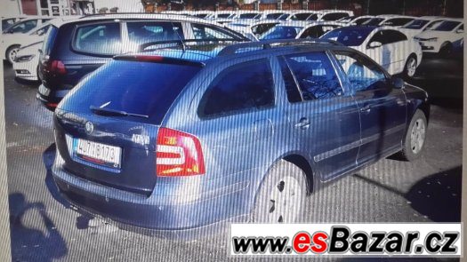 Škoda Octavia  kombi – fotografie 4