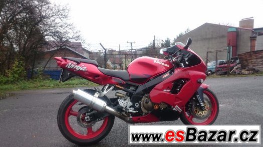 Kawasaki ZX9R Ninja – fotografie 3