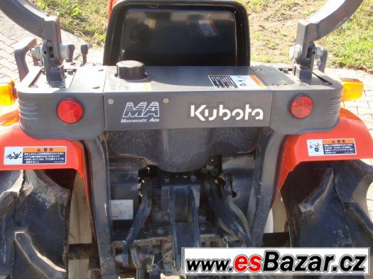 Malotraktor KUBOTA Aste 175, 17 Hp, 4x4 – fotografie 4