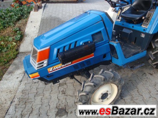 Malotraktor ISEKI TU 180F, výkon 18 Hp, 4x4, tříválec – fotografie 2