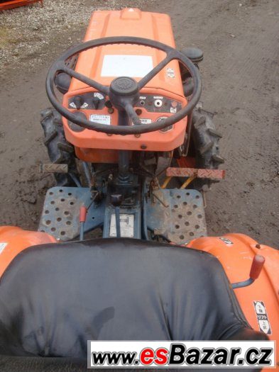 Malotraktor Kubota B7001, 4X4, 14 Hp, tříválec – fotografie 3