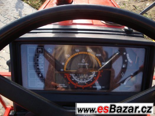 Malotraktor Yanmar F24D s výkonem 24 Hp, 4x4, tříválec – fotografie 5