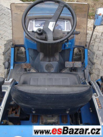Malotraktor ISEKI TU205F 20 Hp, 4x4, diesel, tříválec – fotografie 5