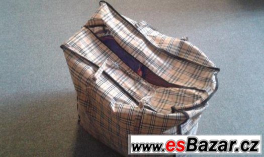 Velká taška oblečení, vel. 36, S, M, 38 pěkné – fotografie 1