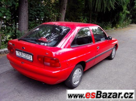 FORD Escort 1,6i 16V Champ - TOP STAV – fotografie 3