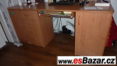 Psací stůl