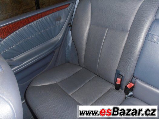 Mercedes-Benz 210 Avantgarde kombi – fotografie 5