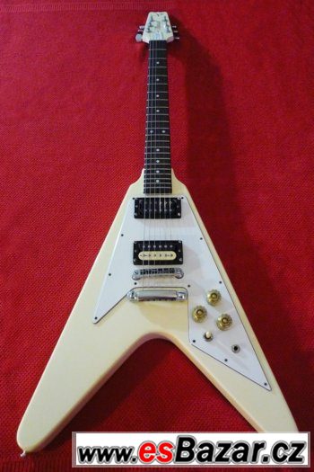 Elektrická kytara zn. Vantage, 1982 – fotografie 2
