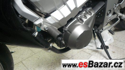 Padací protektory Kawasaki Z 750 – fotografie 1