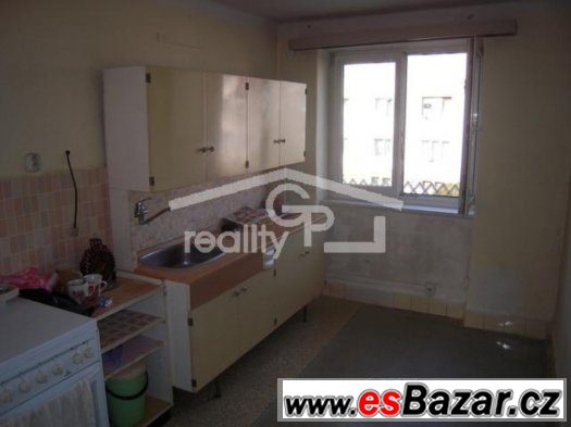 Prodej 2+1 s balkónem v OV, ul. Omlenická, Kaplice – fotografie 1