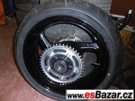 Suzuki GSF 1250 (bandit)- Kompletní zadní kolo – fotografie 1