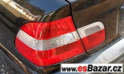 BMW e46 - Zadní facelift světla s bílým blinkrem