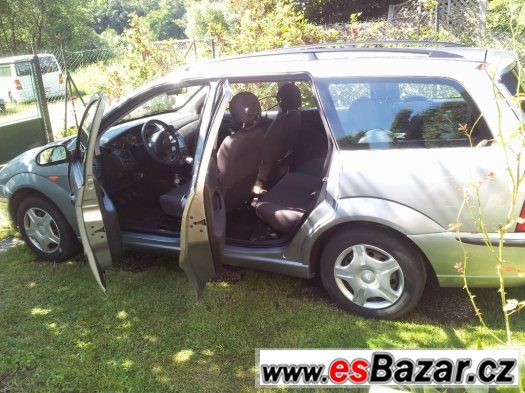 Prodám Ford Focus combi 1.6 ZETEC SE – fotografie 5