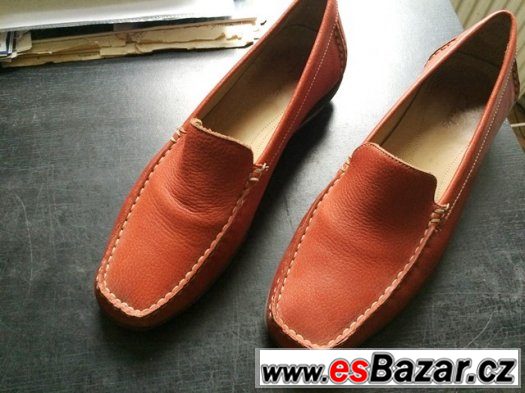 Dámské mokasíny - Oranžové barvy. Málo nošené. Značka Clarks – fotografie 1