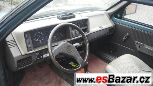 Škoda Favorit 135 Forman – fotografie 1