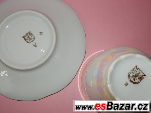 duhově-perleťové porcelánové hrnečky – fotografie 4