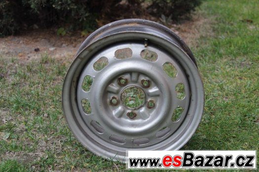 Prodámplech. kola mazda 323F – fotografie 1